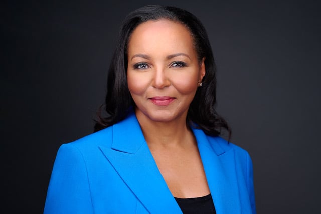 2022_7_1 Sandra Stratford32070 - Ready-WEB